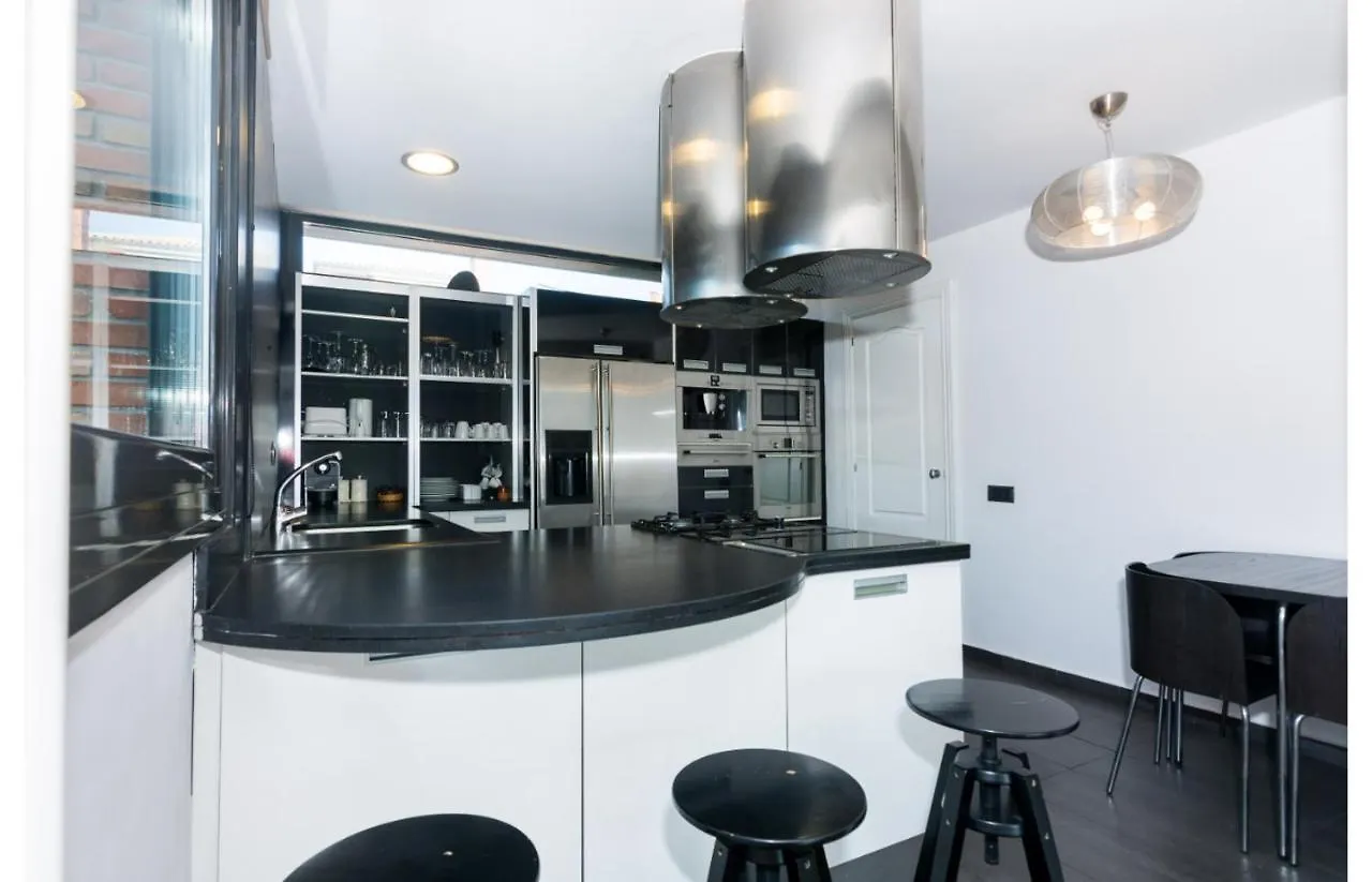 קאלדס ד'אסטרק Homeholidaysrentals Adonis וילה